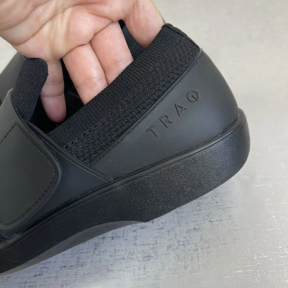 Traq By Alegria‎ Qwik Black Out Walking Shoes Black 41 / 10 Slip On Lightweight